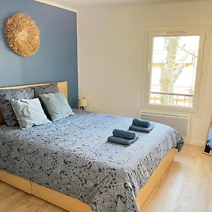  Apartment Le Briand France